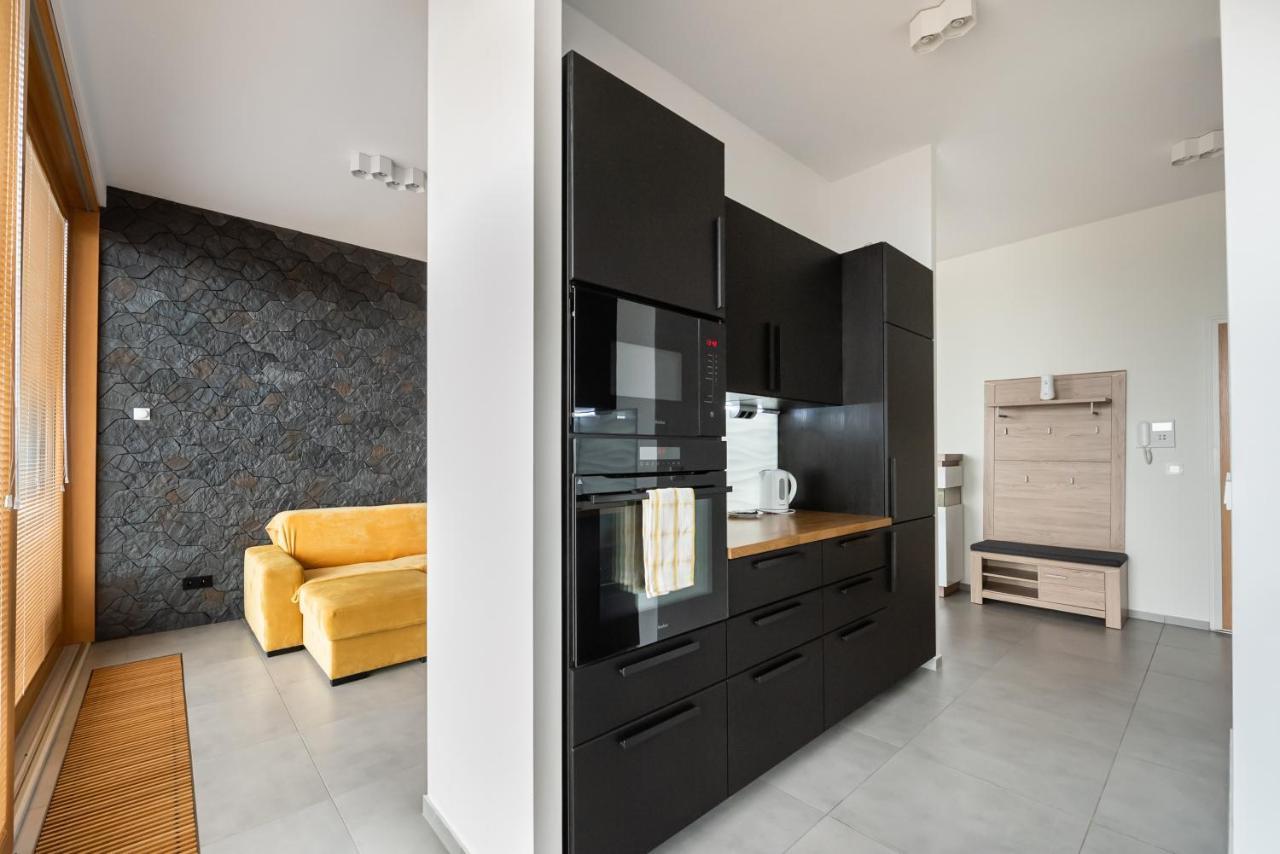 Metro Imielin 13Th Floor Apartment Варшава Экстерьер фото